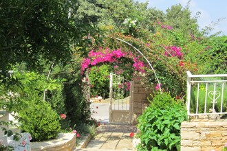 Villa Almond