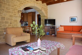 Villa Almond