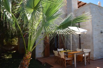 Villa Almond