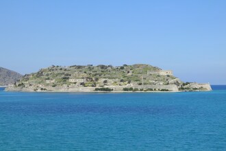 Elounda Garden Suites 4 pers downstairs