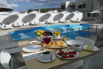 Elounda Garden Suites 4 pers downstairs