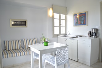 Elounda Garden Suites 4 pers downstairs