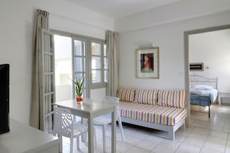 Elounda Garden Suites 4 pers downstairs