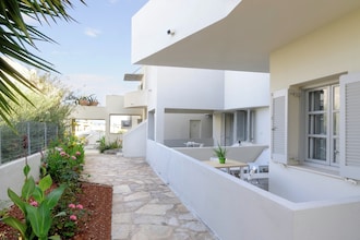 Elounda Garden Suites 4 pers downstairs