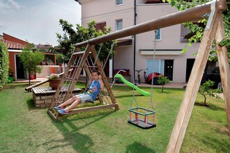 Apartment Complex Irena with Pool \/ Apartment Irena I with Terrace and Garden View