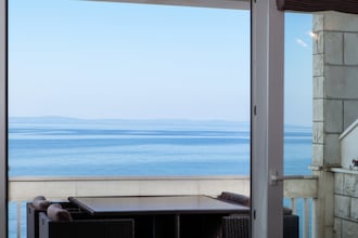 Luxury beach apartment