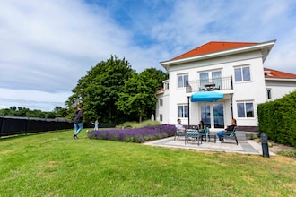 Holiday home in South Holland