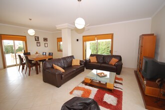 Vila Hûnes