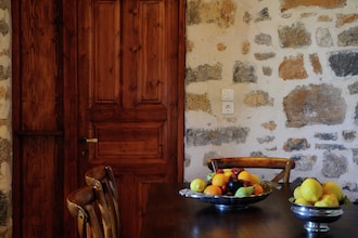 Villa Evenos Elounda Traditional Art Suites