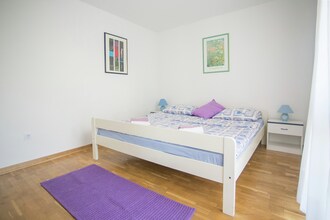 Nice Apartment Branka close to Beach in Porec