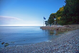 Nice Apartment Branka close to Beach in Porec