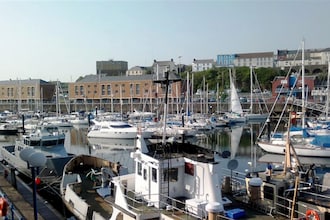 14 Neptune House