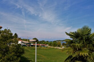 Apartment Complex Vitas Funtana \/ Two-Bedroom Apartment Vitas I