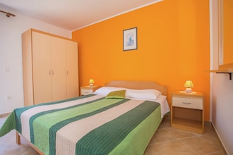 Apartment Complex Vitas Funtana \/ Two-Bedroom Apartment Vitas I