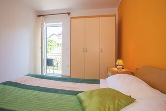 Apartment Complex Vitas Funtana \/ Two-Bedroom Apartment Vitas I