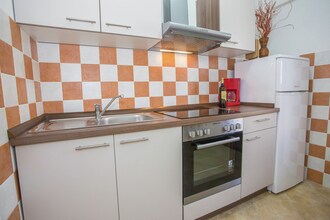 Apartment Complex Vitas Funtana \/ Two-Bedroom Apartment Vitas I