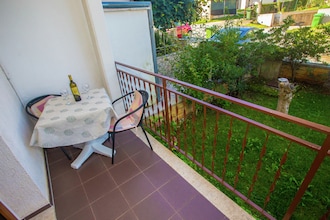Apartment Complex Vitas Funtana \/ Two-Bedroom Apartment Vitas I