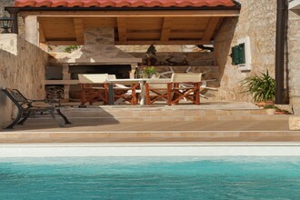 VILLA 4 YOU