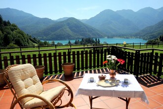 Vakantiehuizen Mezzolago EUR-IT-38060-46