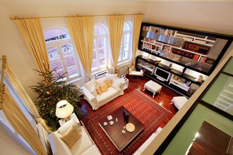 Gold Penthouse