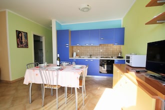 Apartment Complex Ghedda \/ Apartment Ghedda Blue with Balcony and Shared Pool