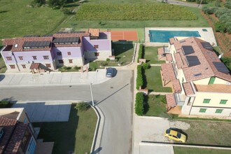 Apartment Complex Ghedda \/ Apartment Ghedda Blue with Balcony and Shared Pool