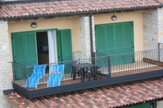 Apartment Complex Ghedda \/ Apartment Ghedda Blue with Balcony and Shared Pool