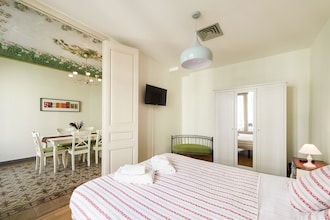 Rambla Paris Apartment