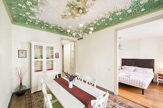 Rambla Paris Apartment