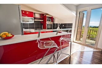 Luxury Sea View Apartment
