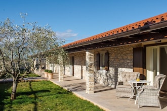 Villa Anica