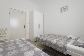 Apartment Batur