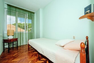Apartment Maestral