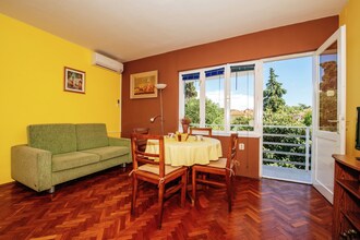 Apartment Maestral