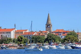 One Bedroom Apartment Hope IV with Balcony near Poreč