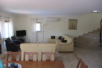Casa Avilar