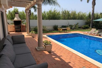 Casa Avilar
