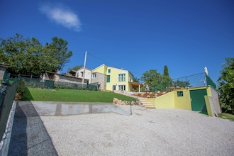Villa Ana Spinovci