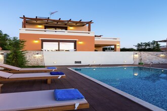 Villa Fani