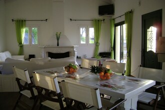 Villa Dysis