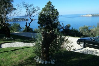 Villa Dysis