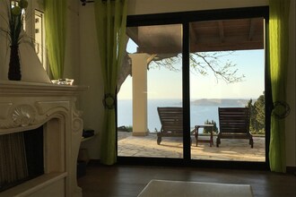 Villa Dysis