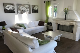 Villa Dysis