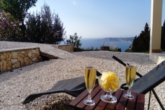 Villa Dysis