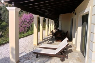 Villa Dysis