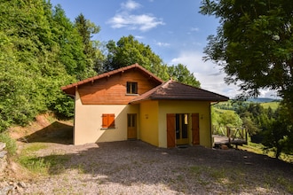 Vakantiehuizen Ferrieres-Sur-Sichon EUR-FR-03250-19