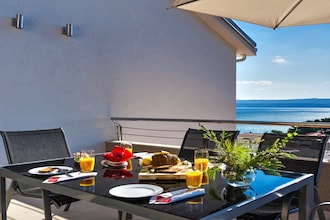 Penthouse apartment Omis