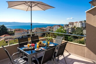 Penthouse apartment Omis