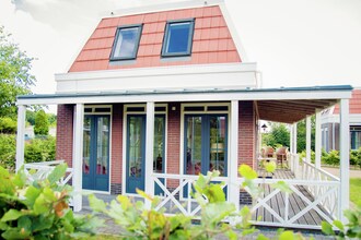 Vakantiehuizen Bollenstreek EUR-NL-2204-47