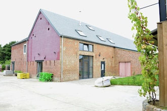Vakantiehuizen Namen EUR-BE-5380-01